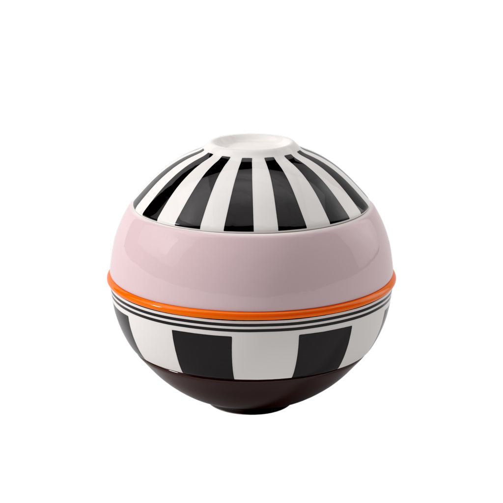 Iconic La Petite Boule