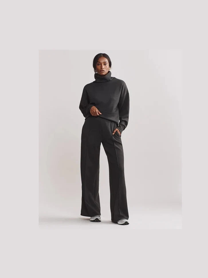 Dream Glow Trouser - Pure Black