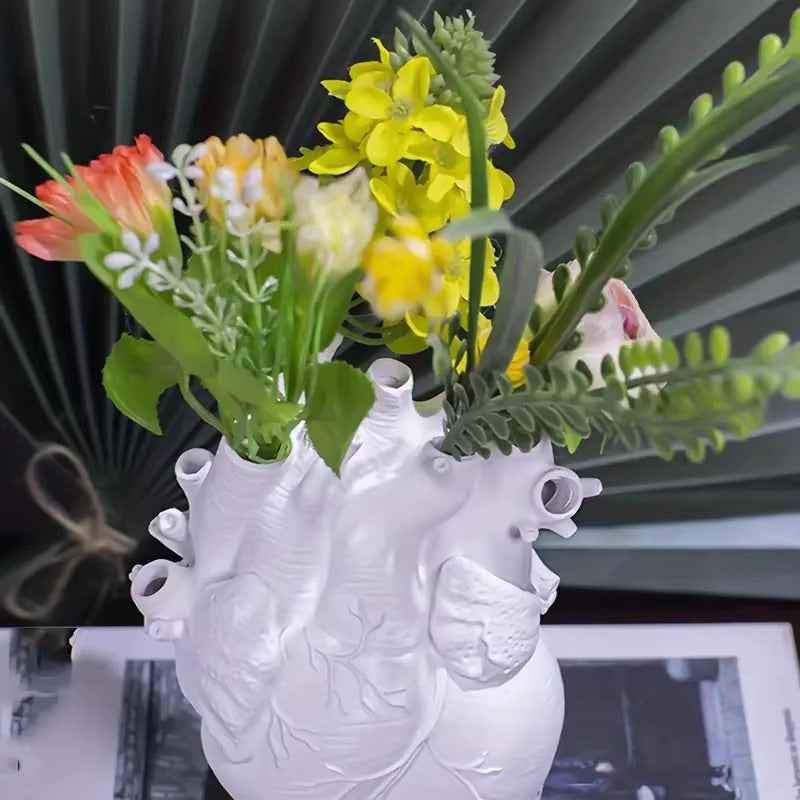 ArtZ® Blooming Love Vase