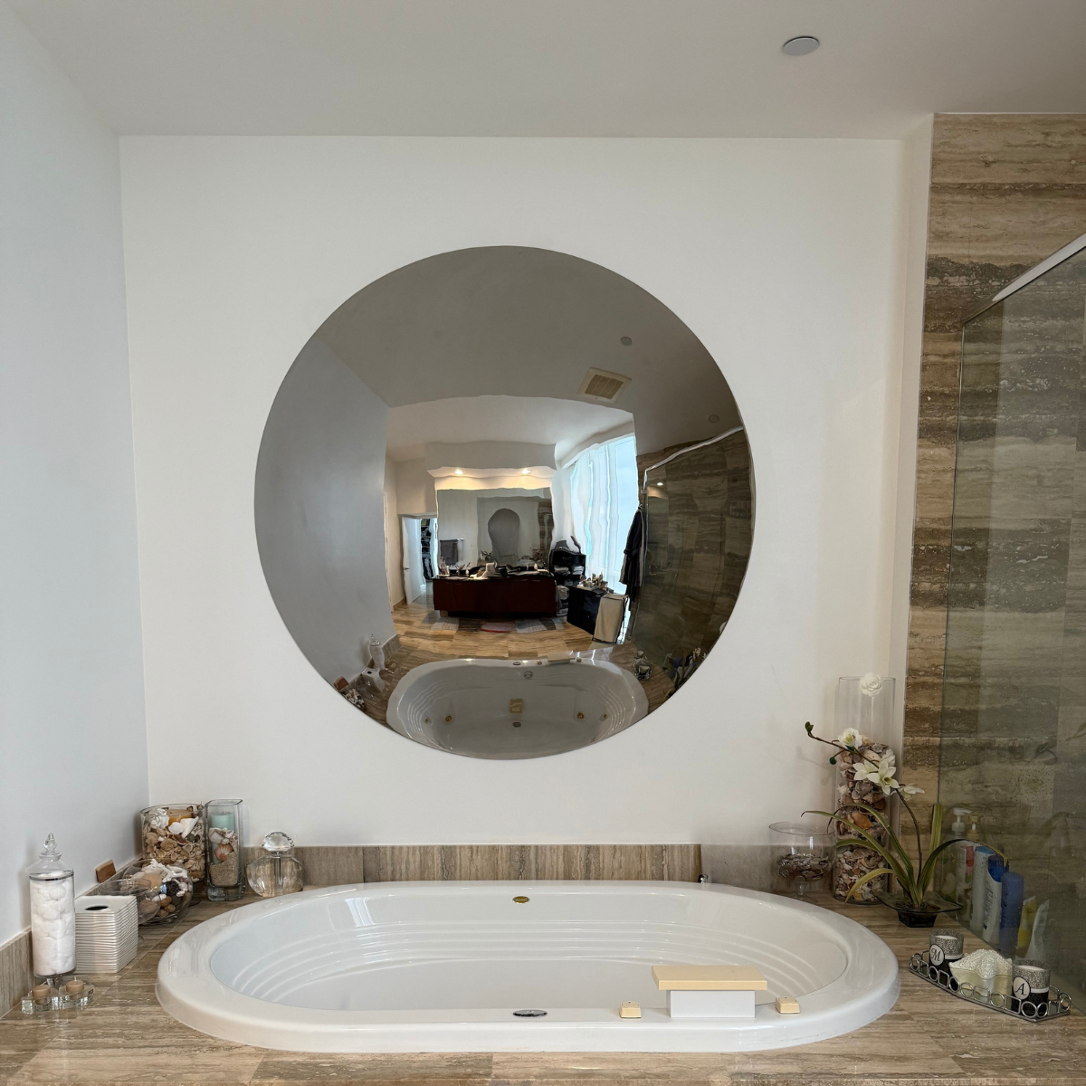 ArtZ® Stainless Steel Concave or Convex Mirror