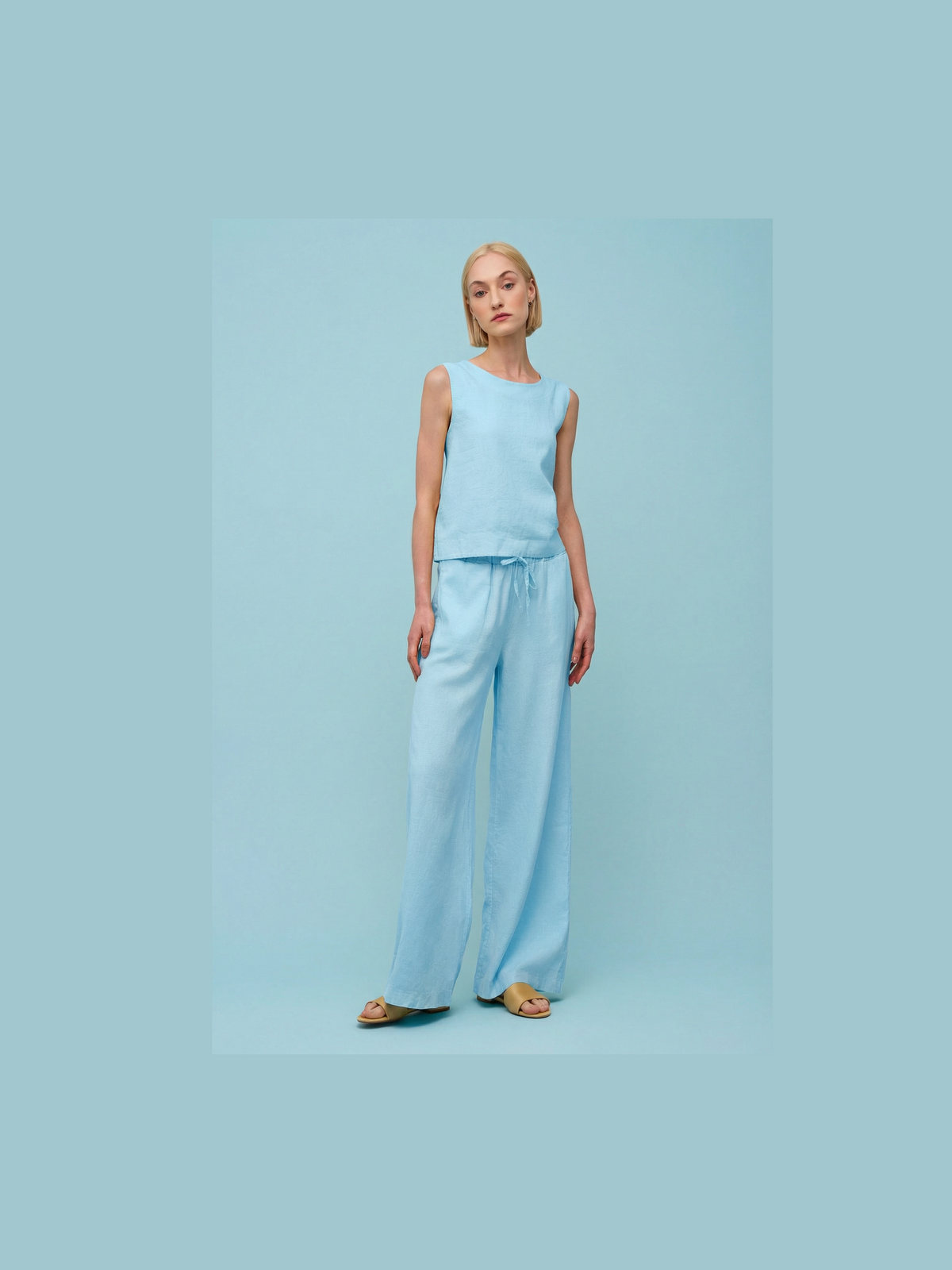 Woven Sleeveless Top - Light blue