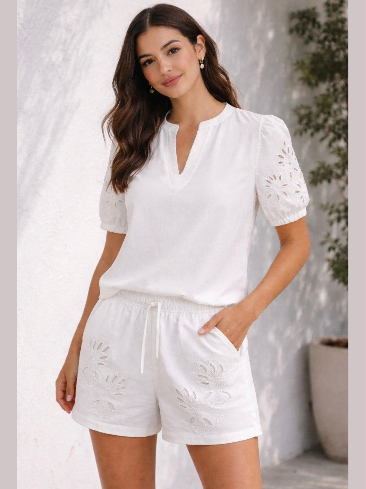 White SS V-Neck