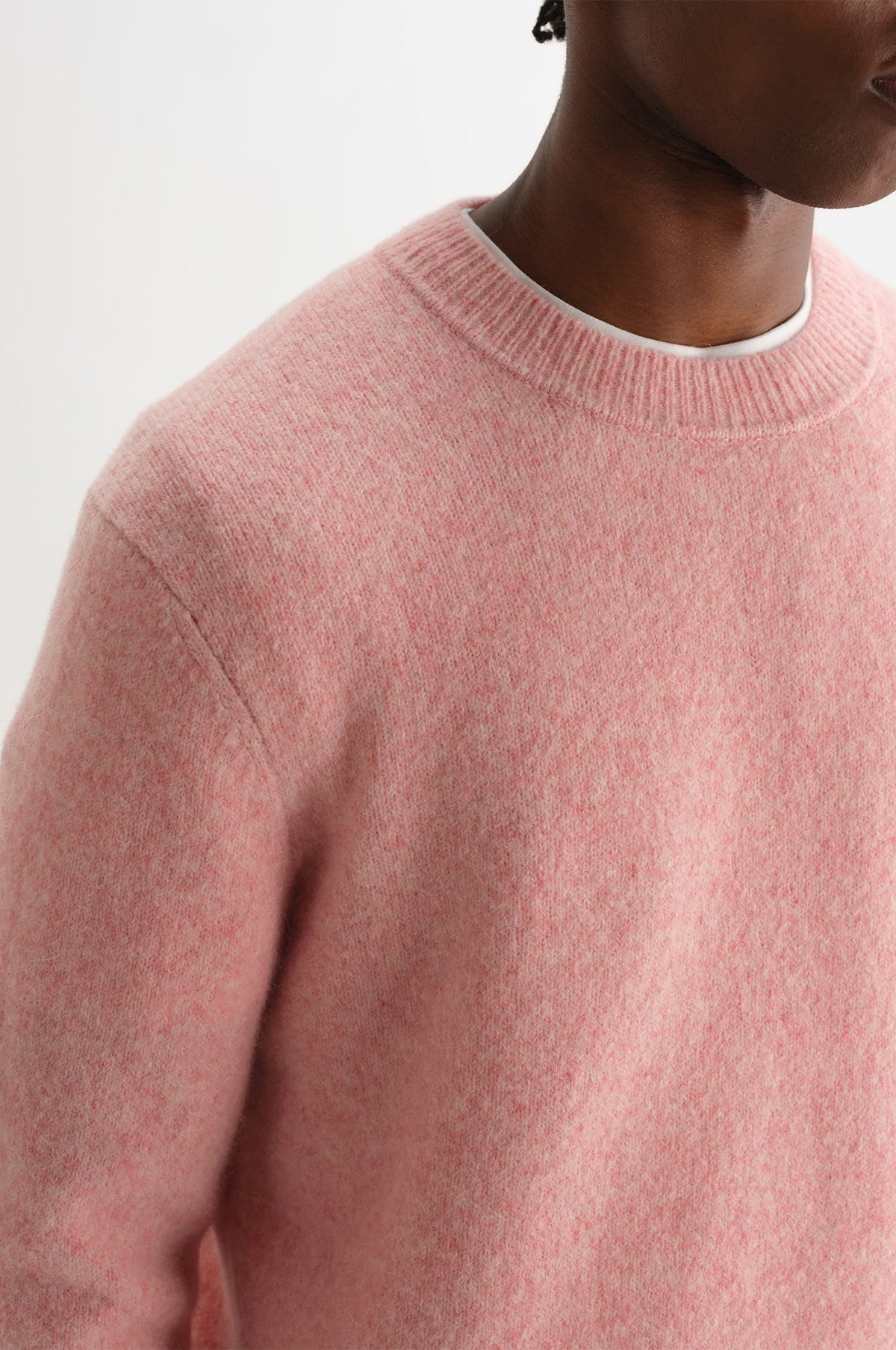 Wilde Crew Fluffy Wool Blend Pale Pink