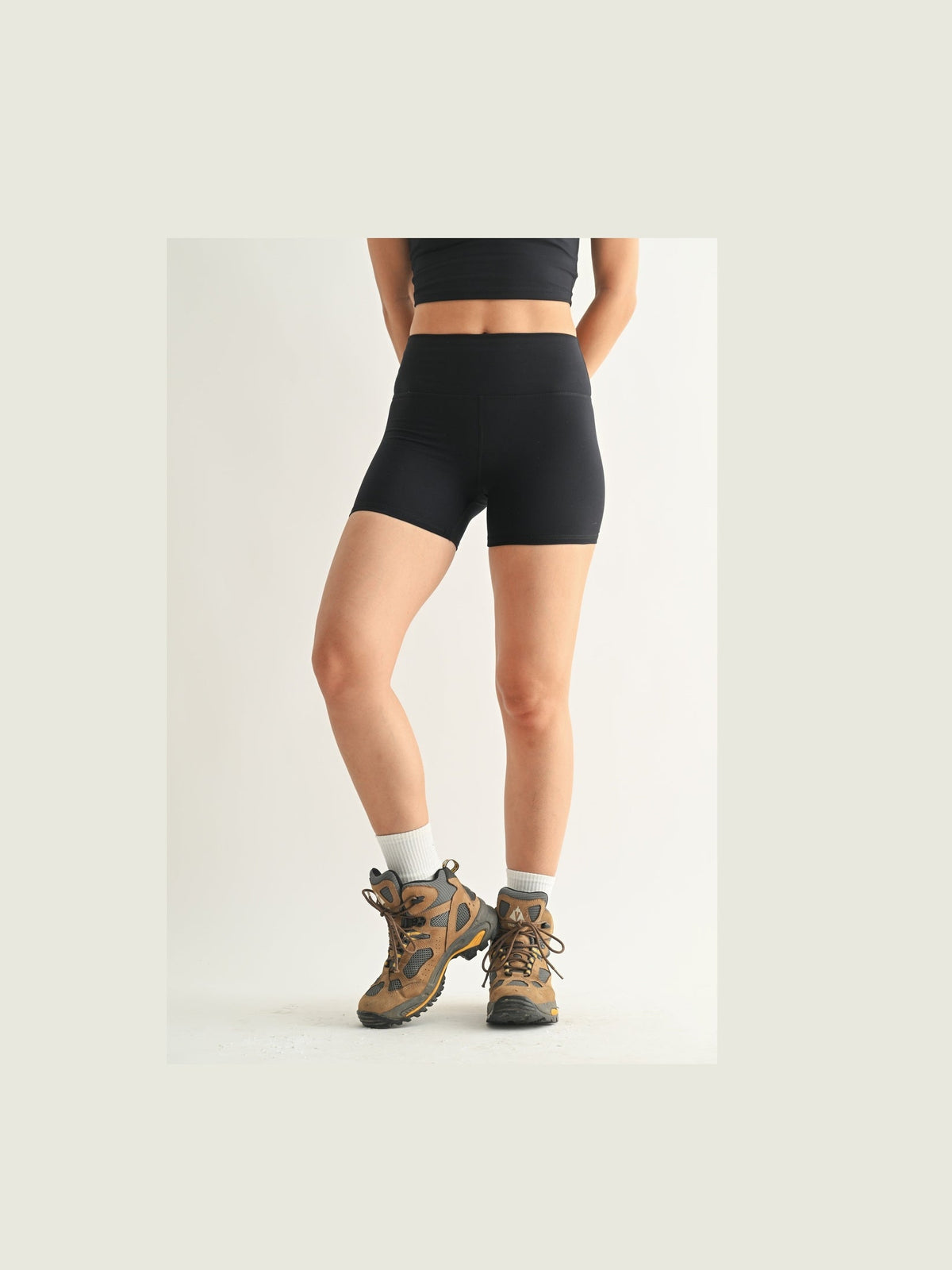 Venice Cloud Light Contour Biker Shorts - Black